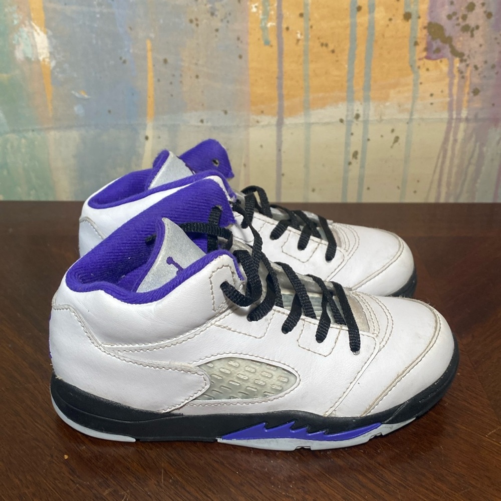 Jordan 5 Retro  Dark Concord (TD) Purple 440890-141  Shoe size 10c